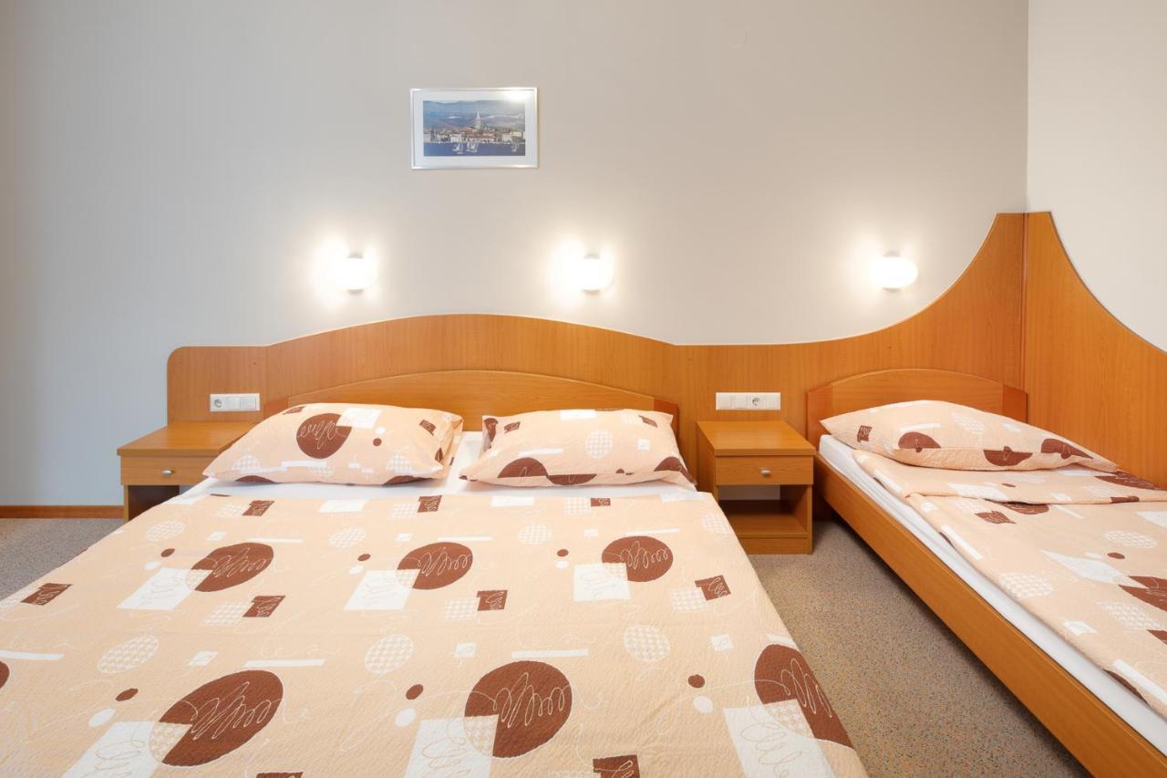 Rooms Sustersic Liubliana Exterior foto
