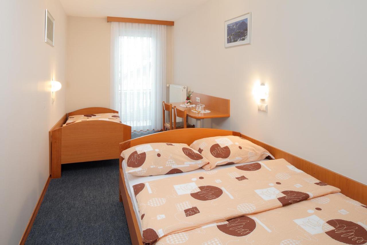 Rooms Sustersic Liubliana Exterior foto